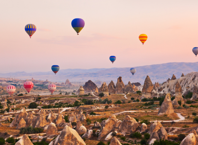 Hot Air Balloon Tour in Soğanlı Valley